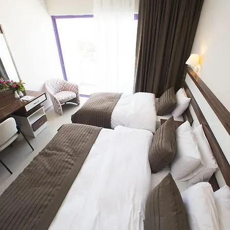 Halic Park Dikili 4*