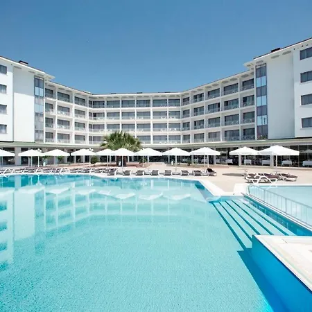 Halic Park Dikili 4*