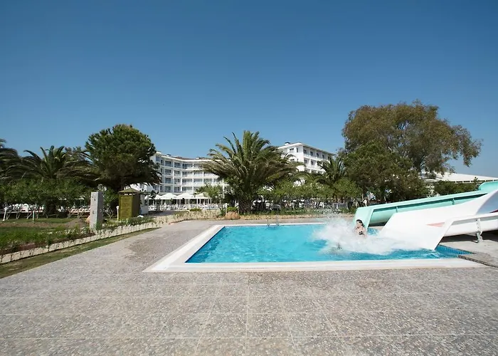 فندق Halic Park 4*