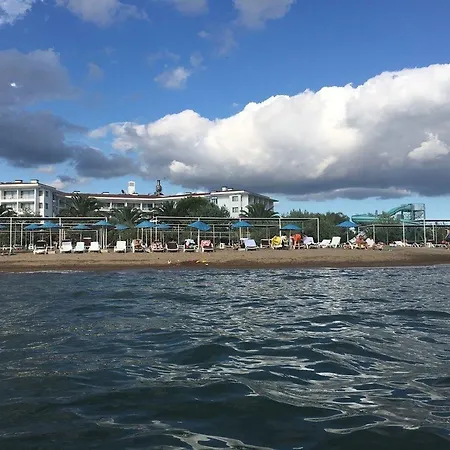 Halic Park Dikili 4*