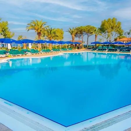 Le Monde Resort&spa Hotel 4*