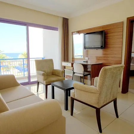 Halic Park Dikili Отель 4*