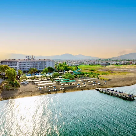 Halic Park Dikili Отель 4*