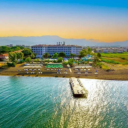 Halic Park 4*
